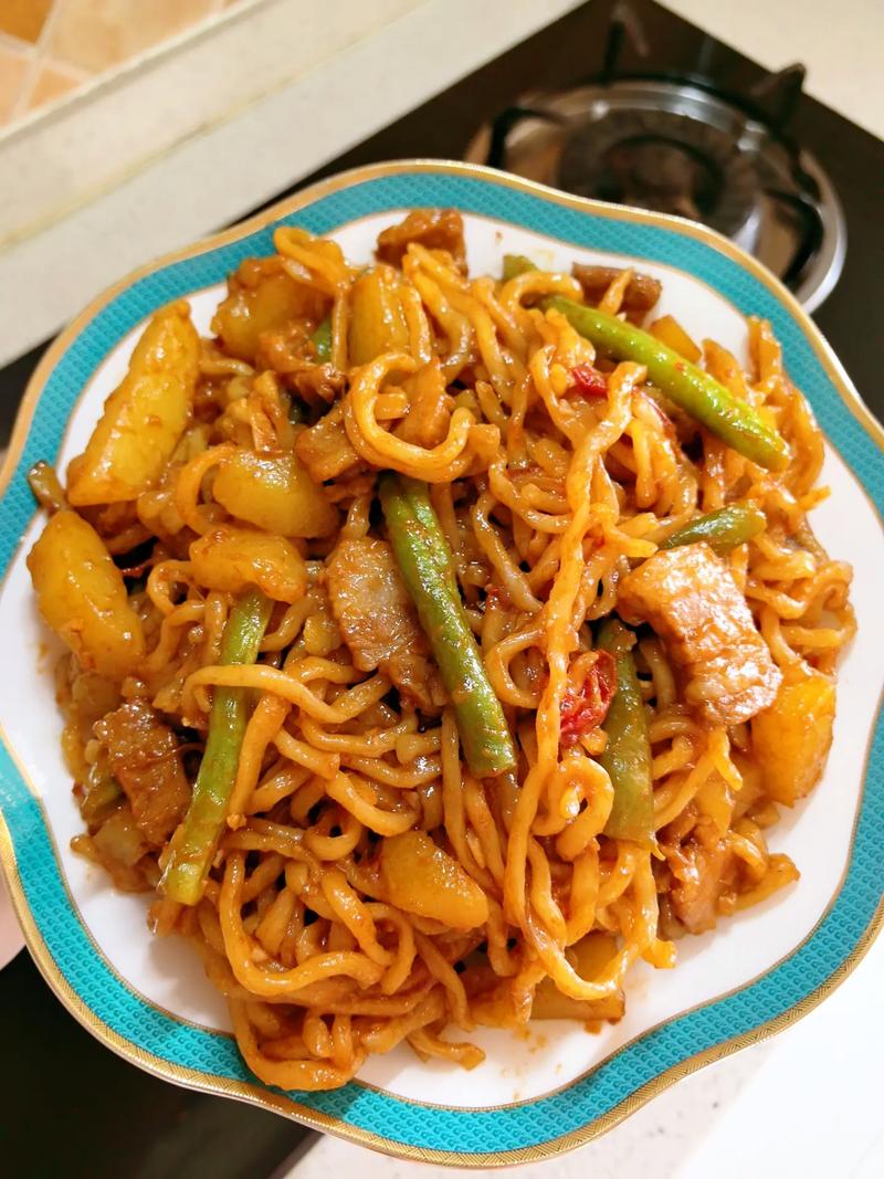 土豆豆角焖面怎么做才好吃?-图1 土豆豆角焖面怎么做才好吃?-图1