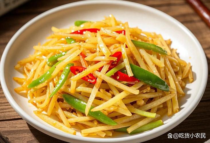 家常炒青椒土豆丝怎么做才好吃？-图2