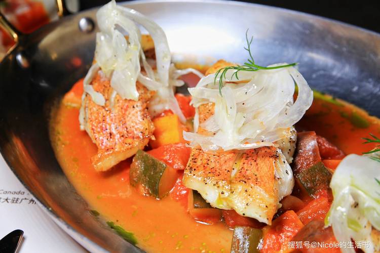 加拿大的海鲜美食有哪些特色？-图2