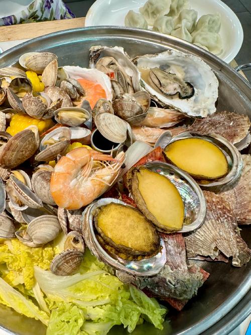 附近哪里能吃到海鲜大盘菜？-图3