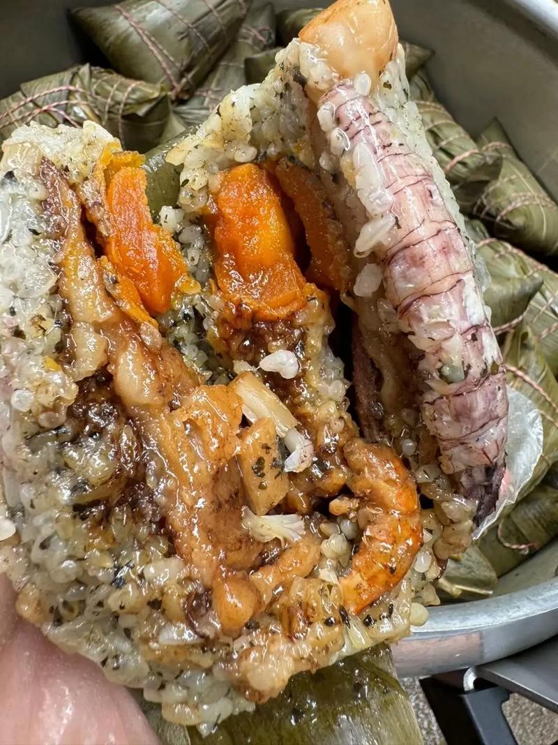 海鲜粽子放哪些配料更鲜？-图1