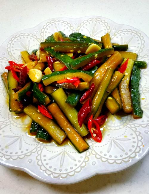 凉拌黄瓜怎么做才好吃？-图2