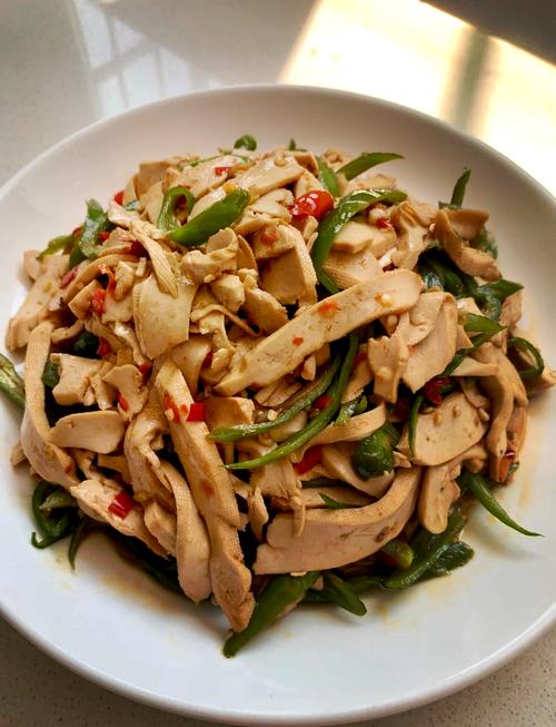 白菜炒干豆腐怎么做才好吃？-图1