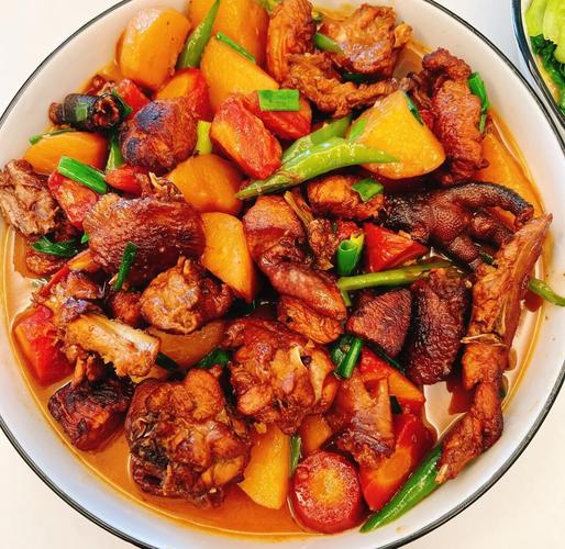 红烧土豆鸡块怎么做才好吃？-图1