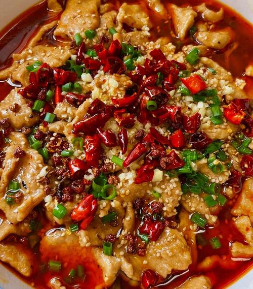 水煮肉片家常做法视频，关键在哪？-图2