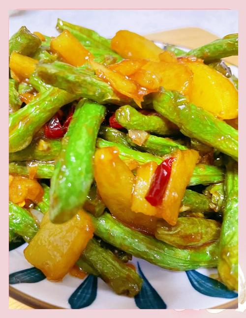 土豆豆角肉怎么炖才入味？-图3