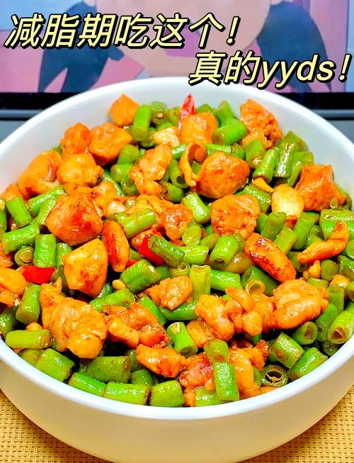 豇豆炒肉怎么做?家常做法有哪些?-图1 豇豆炒肉怎么做?家常做法有哪些?-图1