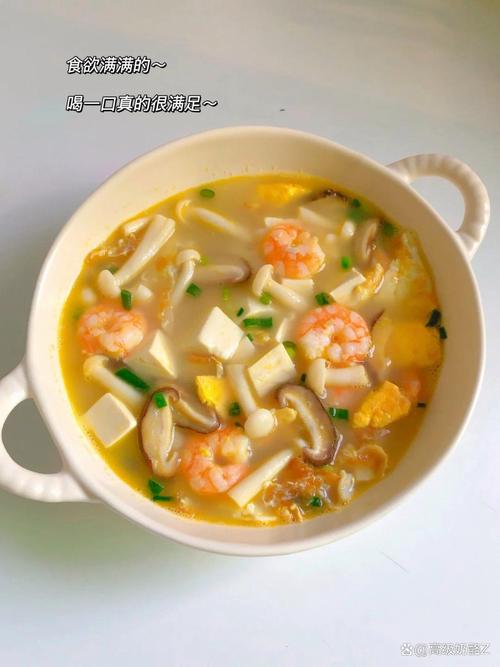 海鲜菇豆腐虾仁汤怎么做？-图1