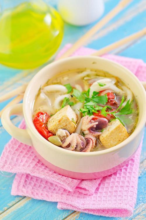 海鲜炖豆腐，哪种搭配最鲜香？-图1