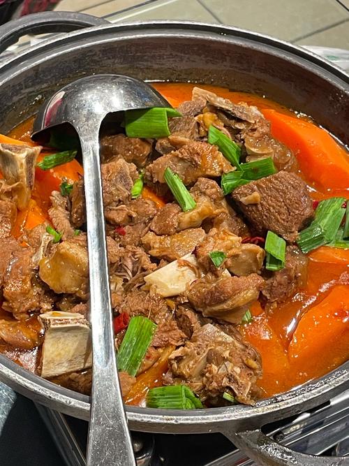 红萝卜炖羊肉怎么做才好吃?-图1 红萝卜炖羊肉怎么做才好吃?-图1