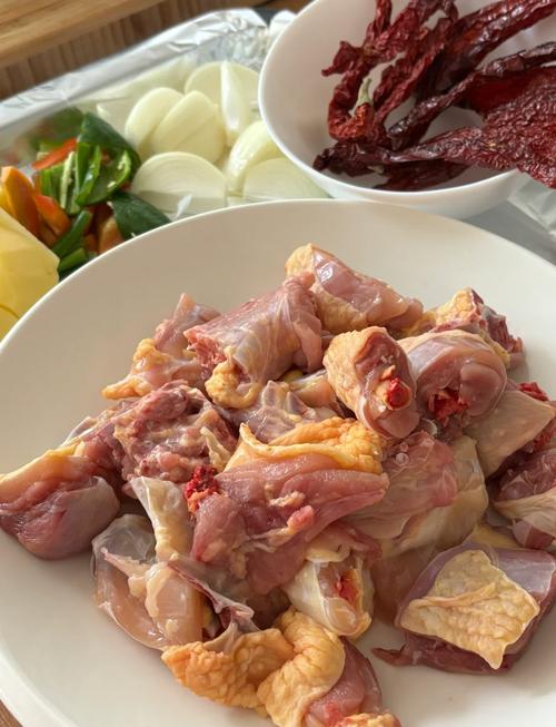 家常大盘鸡的家常做法-图2