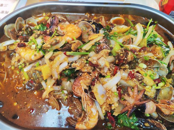 麻辣海鲜锅怎么做才入味?-图2 麻辣海鲜锅怎么做才入味?-图2