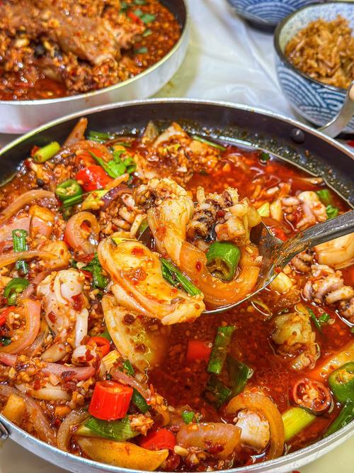 家常麻辣海鲜怎么做？做法大全家常版？-图2