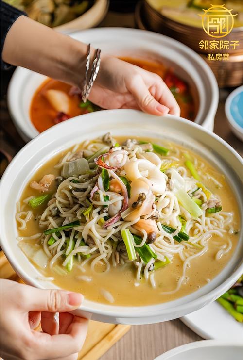 青岛海鲜打卤面究竟啥味？-图1