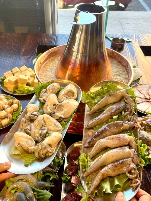 酸菜锅涮哪些海鲜最鲜？-图2