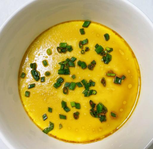 宝宝蒸蛋黄怎么做好吃又细腻？-图2