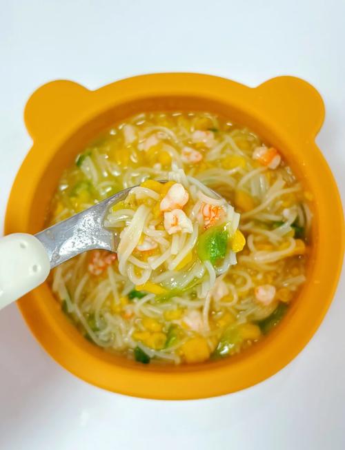 宝宝辅食面片煮着加什么好？-图3