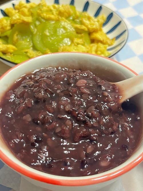 九个月宝宝黑米粥怎么煮更易消化？-图2