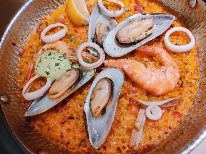 马尼拉西班牙海鲜烩饭-图1