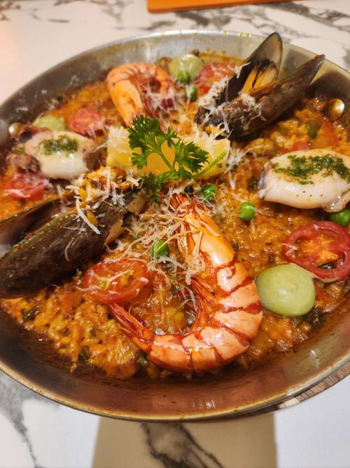 西班牙海鲜饭为何是调味饭的代表？-图1