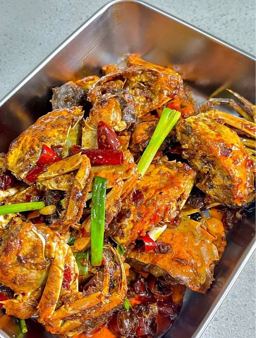 家常香辣蟹怎么做才够味？-图2