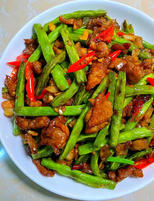 家常干煸四季豆怎么炒才入味？-图1