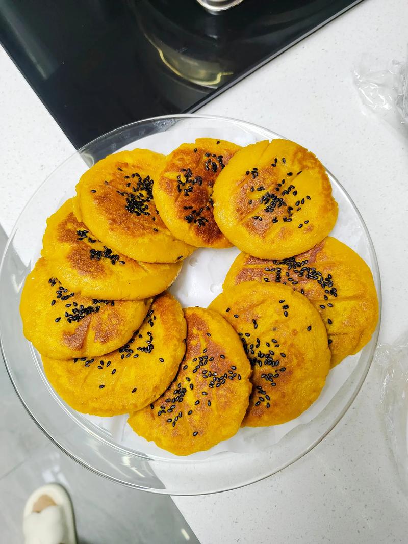 宝宝辅食南瓜土豆泥饼怎么做？-图2