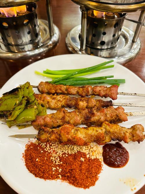 羊肉、海鲜、苹果能同食吗？-图1