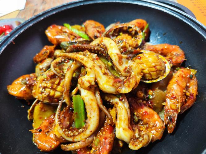 韩国麻辣海鲜大锅怎么做？麻辣鲜香怎么调？-图3
