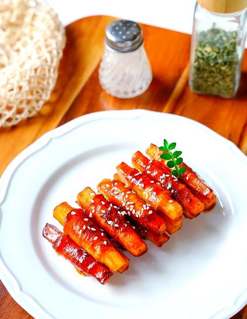 家常菜谱五花肉卷薯条-图1