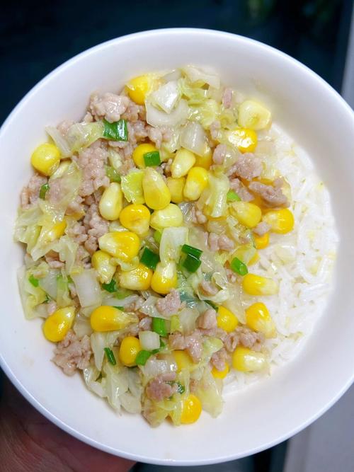 宝宝辅食炒肉末怎么做更嫩滑？-图2