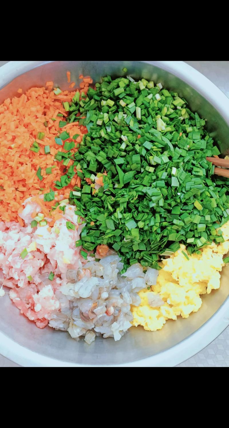 家常三鲜饺子馅怎么做才鲜嫩多汁？-图1