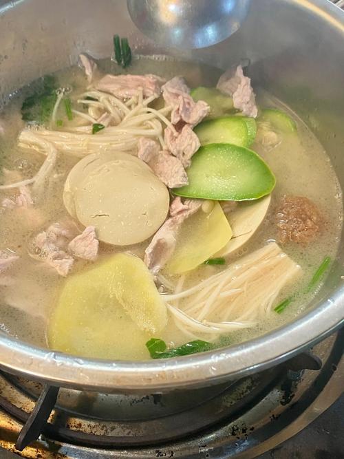 家常烫菜汤汁怎么做才美味？-图3