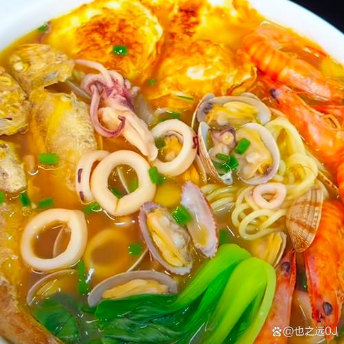 海鲜青菜面的做法大全-图2