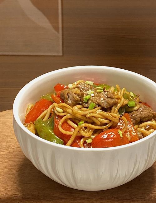 炒牛肉面家常做法有哪些关键步骤？-图1