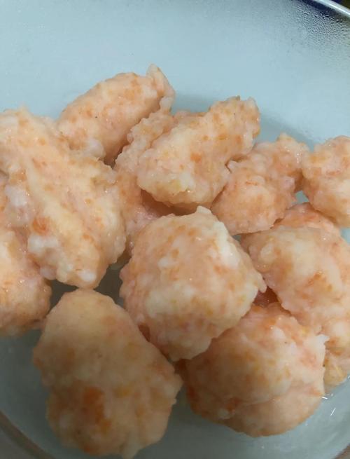 宝宝辅食虾丸子怎么做才好吃又软嫩？-图1