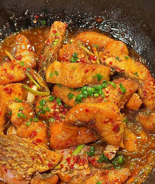 四川炒鱼块怎么做才家常入味？-图2