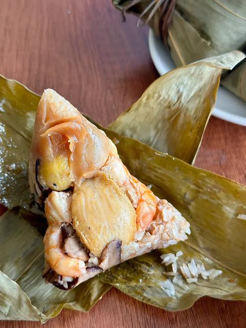 稻香海鲜火锅酒家的粽子有何特色？-图2