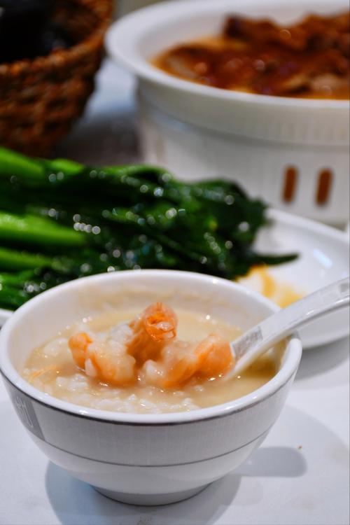 宝宝虾干粥怎么煲更营养？-图2