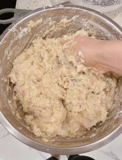 宝宝鱼肉丸子怎么做？-图1