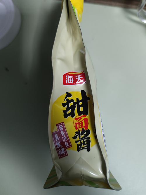 甜面酱、海鲜酱、蒜蓉辣酱，哪种更百搭？-图1