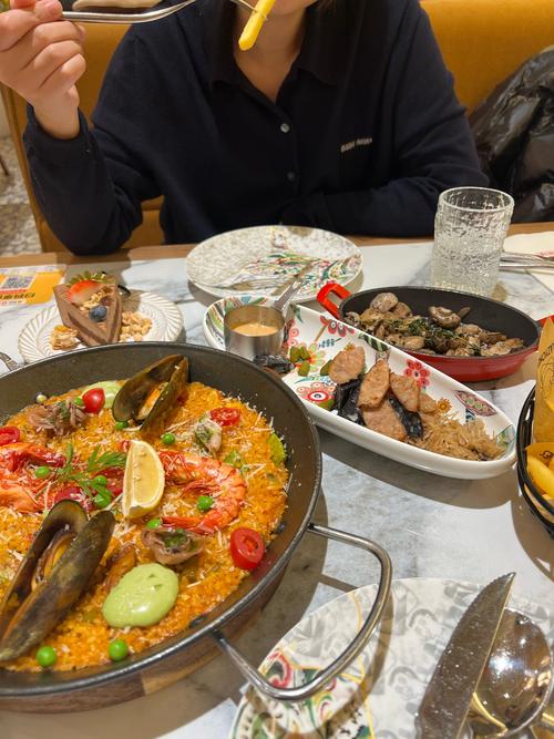 西班牙海鲜汤究竟是什么神仙味道？-图1