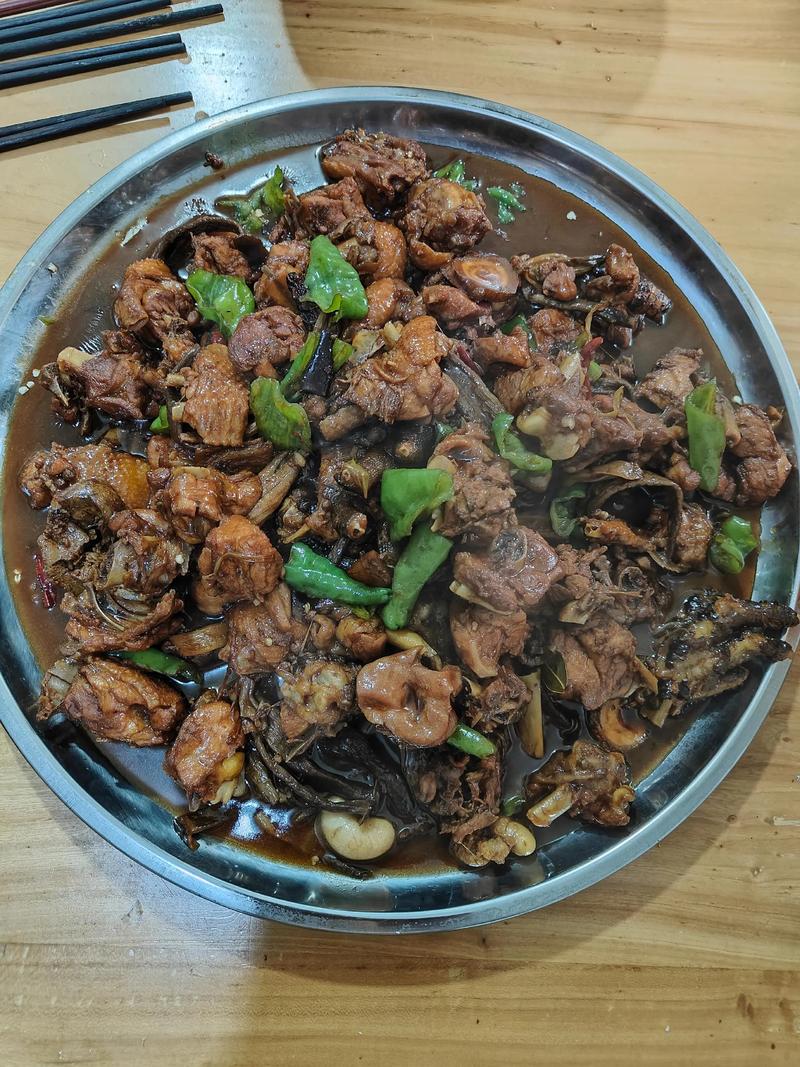 家常熬炒鸡怎么做?简单步骤有啥诀窍?-图1 家常熬炒鸡怎么做?简单步骤有啥诀窍?-图1