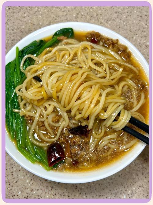 宝宝辅食面条加碎肉沫怎么做合适?-图3 宝宝辅食面条加碎肉沫怎么做合适?-图3