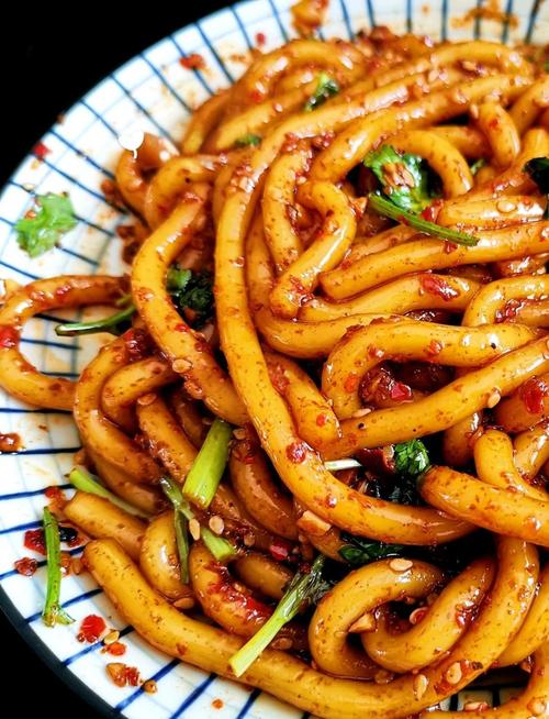 家常土豆粉怎么做简单又好吃？-图1