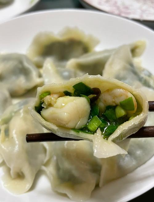 海鲜水煮饺子真实照片,是诱人还是翻车?-图1 海鲜水煮饺子真实照片,是诱人还是翻车?-图1