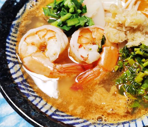 海鲜大虾面家常做法，简单易学吗？-图1