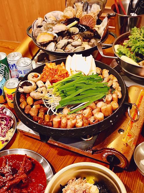 韩国海鲜泡菜火锅图片，馋哭！怎么做的？-图3