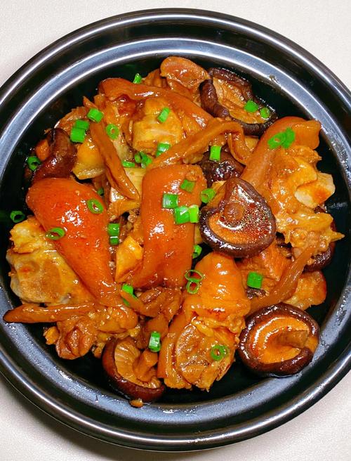 高压锅炖猪脚家常做法,怎么炖才软烂脱骨?-图1 高压锅炖猪脚家常做法,怎么炖才软烂脱骨?-图1