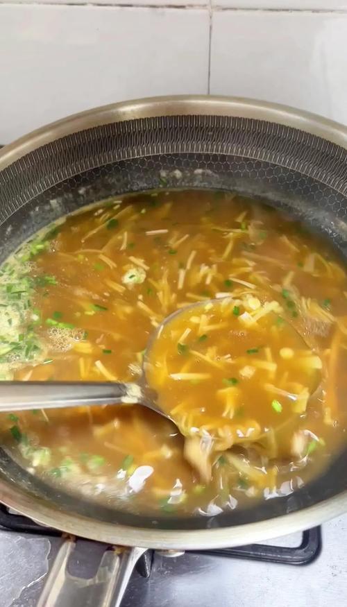 酸菜肚丝汤怎么做才正宗?-图1 酸菜肚丝汤怎么做才正宗?-图1